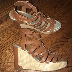 Tan 4 inch wedges